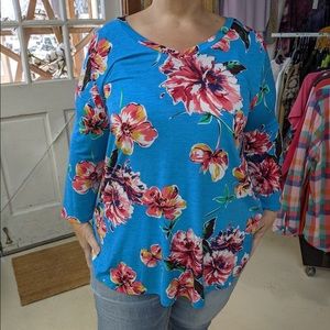 Floral V-Neck Top